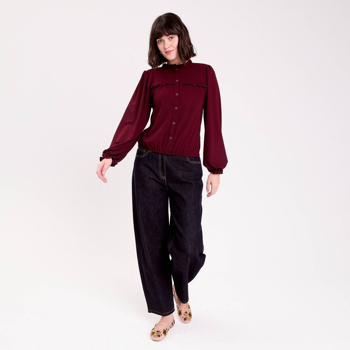 Blouse d&eacute;tails volants violet fonc&eacute; femme