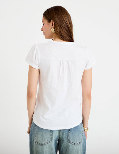 T-shirt boutonn&eacute; sur le devant blanc femme