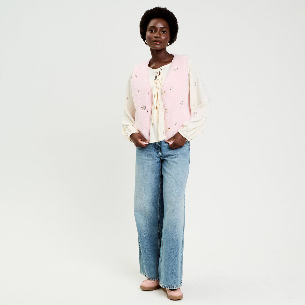 Gilet sans manches brod&eacute; effet polaire vieux rose femme