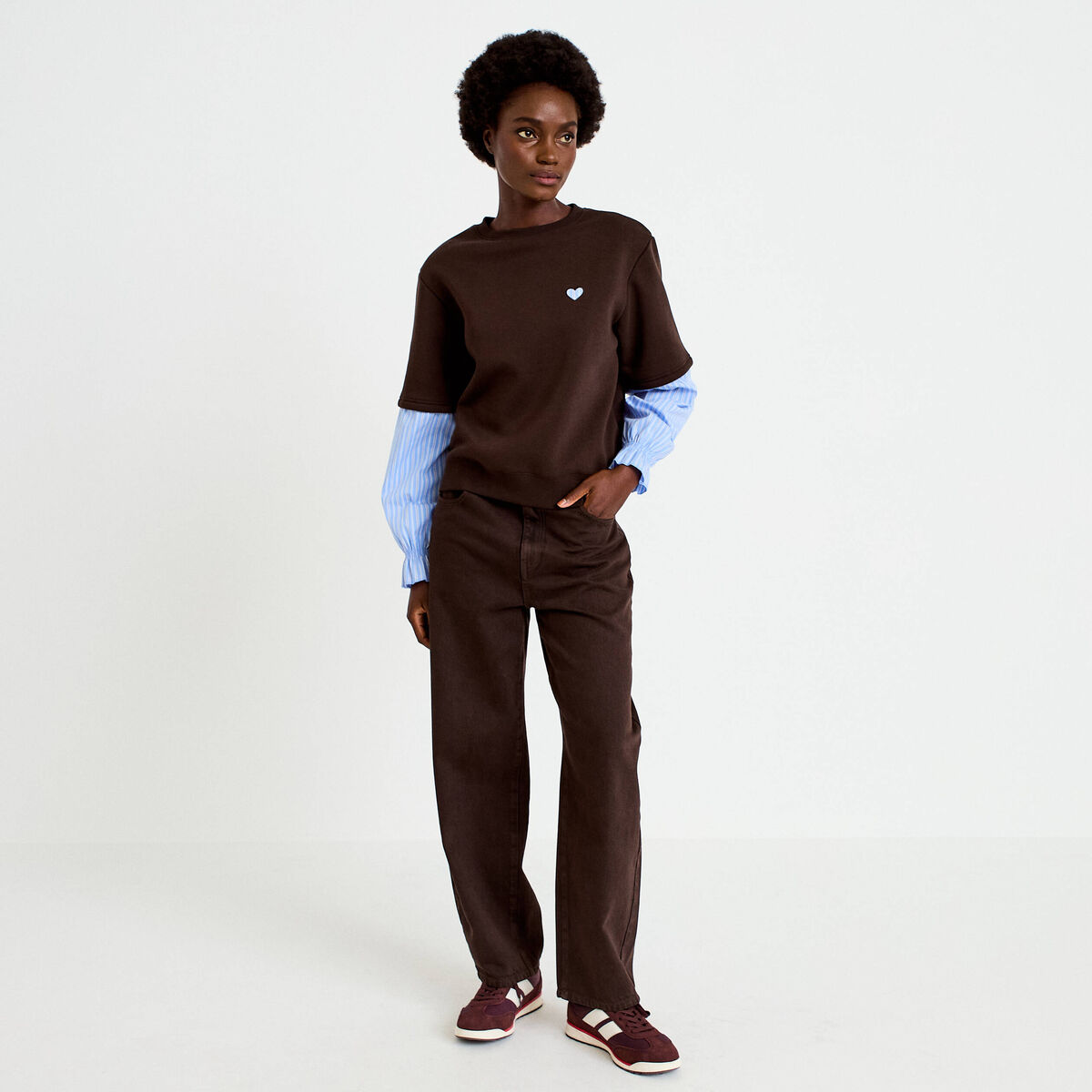 Sweat bi-mati&egrave;re manches longues marron fonc&eacute; femme