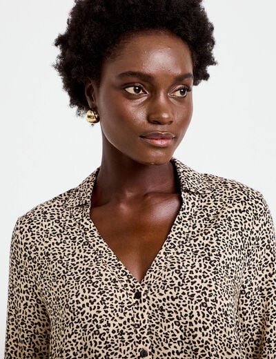 Robe courte &eacute;vas&eacute;e col chemise ecru femme