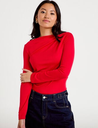 T-shirt col b&eacute;nitier manches longues rouge femme