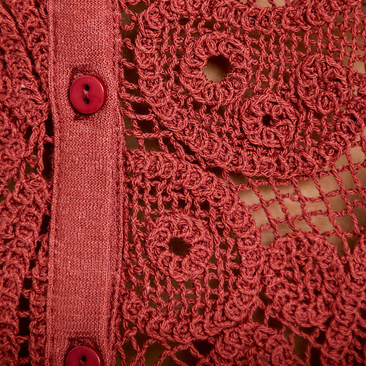 Chemise macram&eacute; manches courtes vieux rose femme
