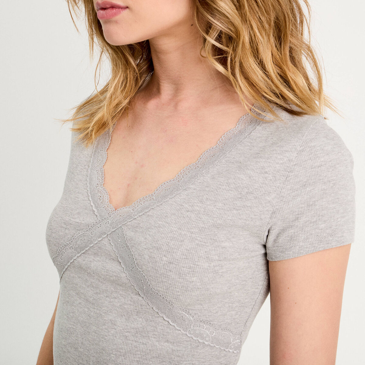T -shirt manches courtes gris clair femme