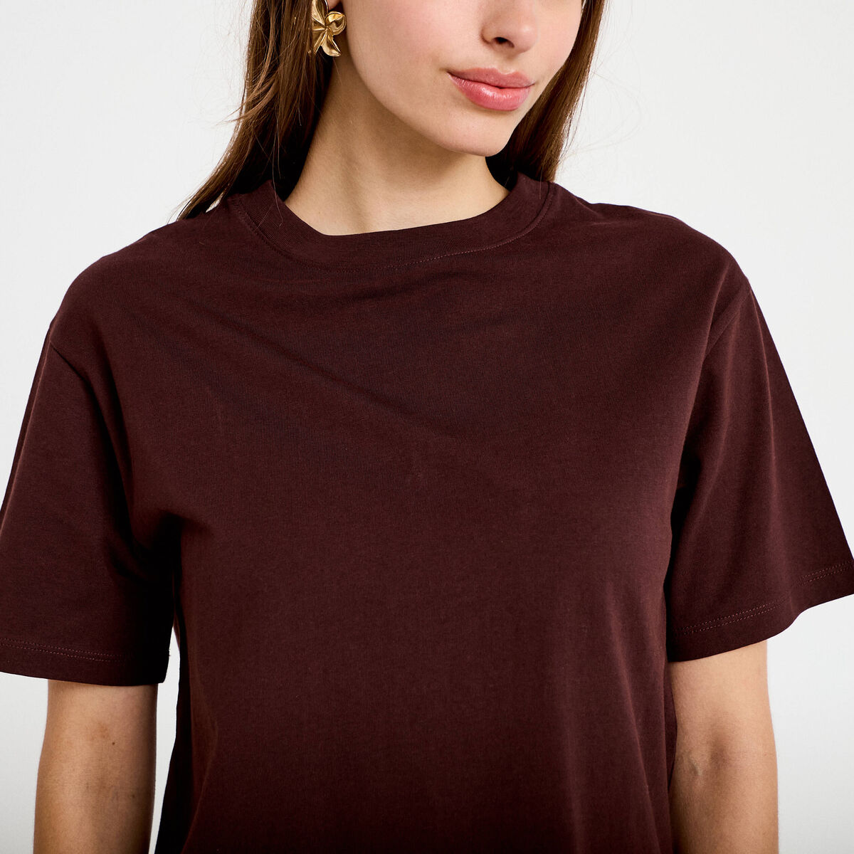 T-shirt col rond manches courtes marron fonc&eacute; femme
