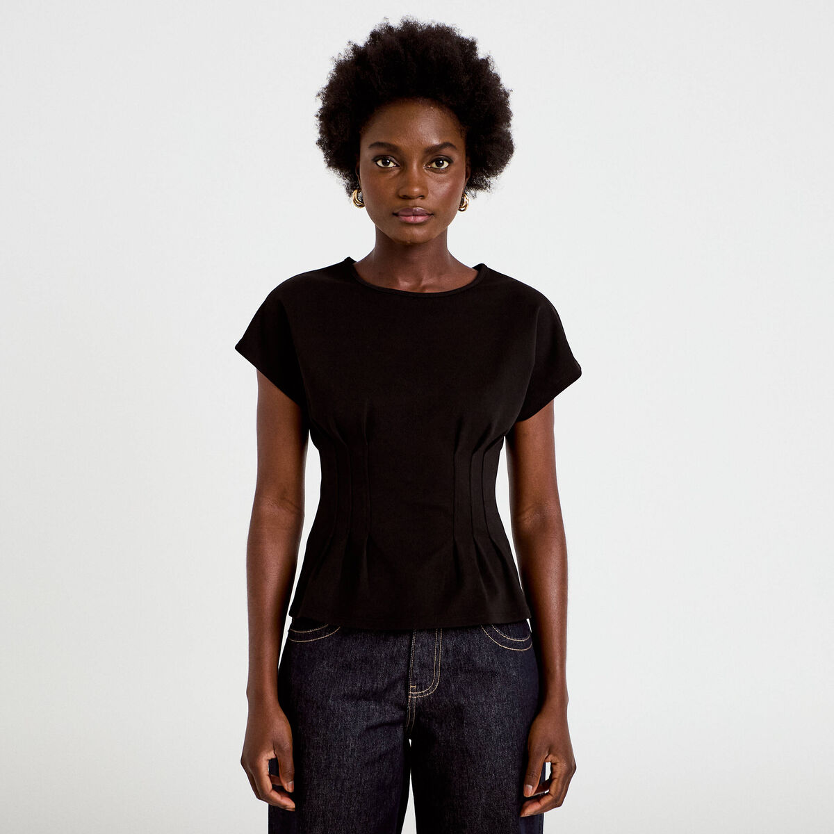 Top ajust&eacute; col rond manches courtes noir femme