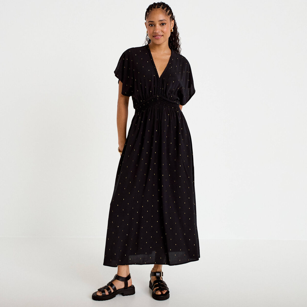 Robe &eacute;vas&eacute;e 3/4 col v manches courtes noir femme
