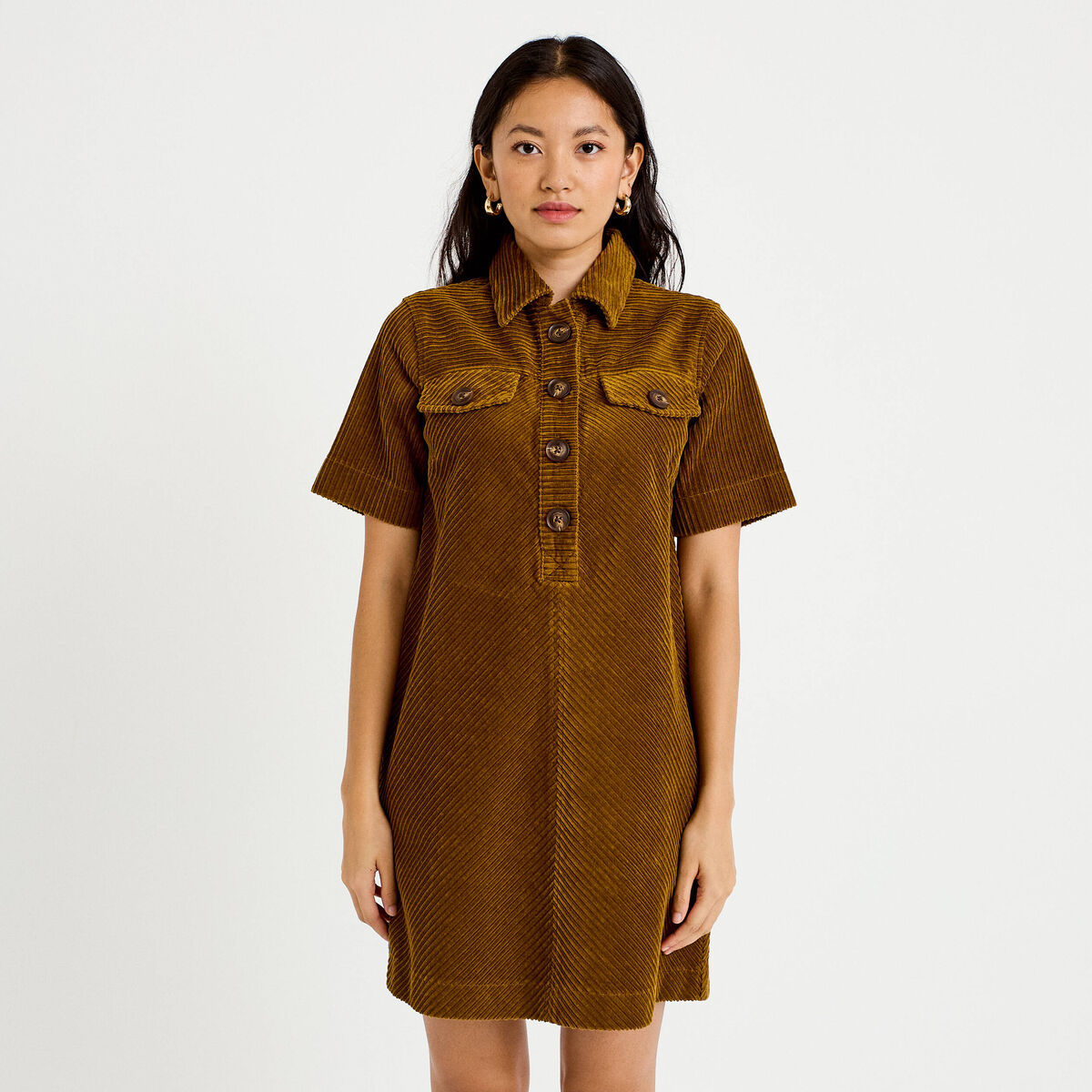 Robe courte droite en velours coton vert olive femme