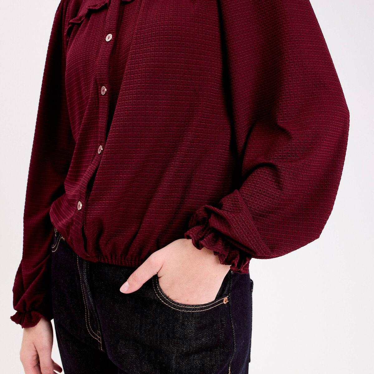 Blouse d&eacute;tails volants violet fonc&eacute; femme
