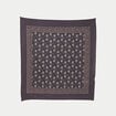 Foulard satin&eacute; soyeux bleu marine femme