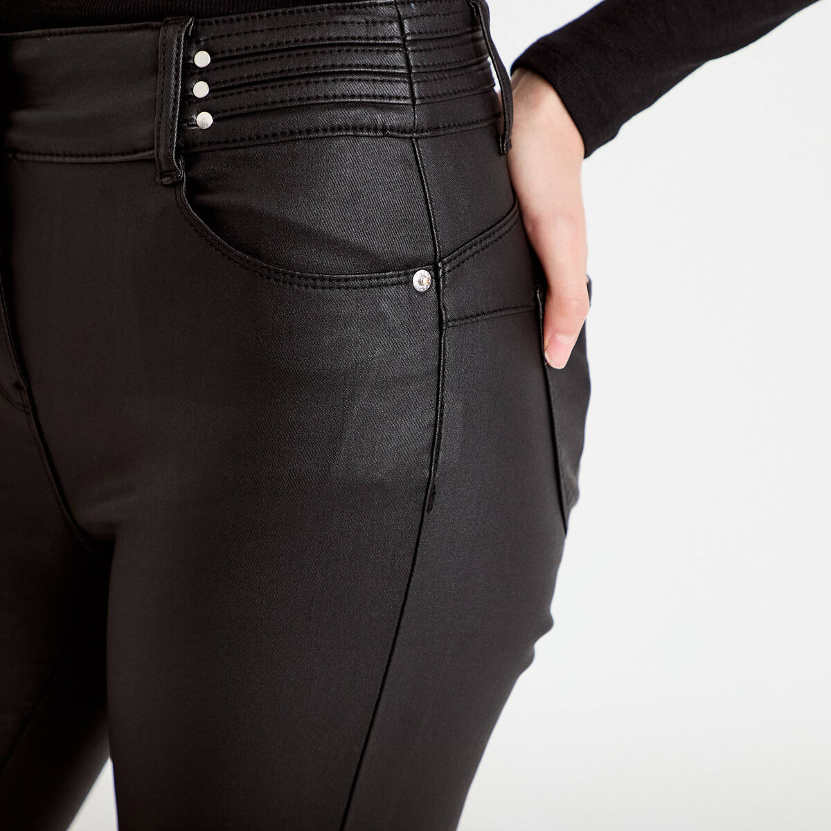 Pantalon skinny enduit denim noir enduit femme