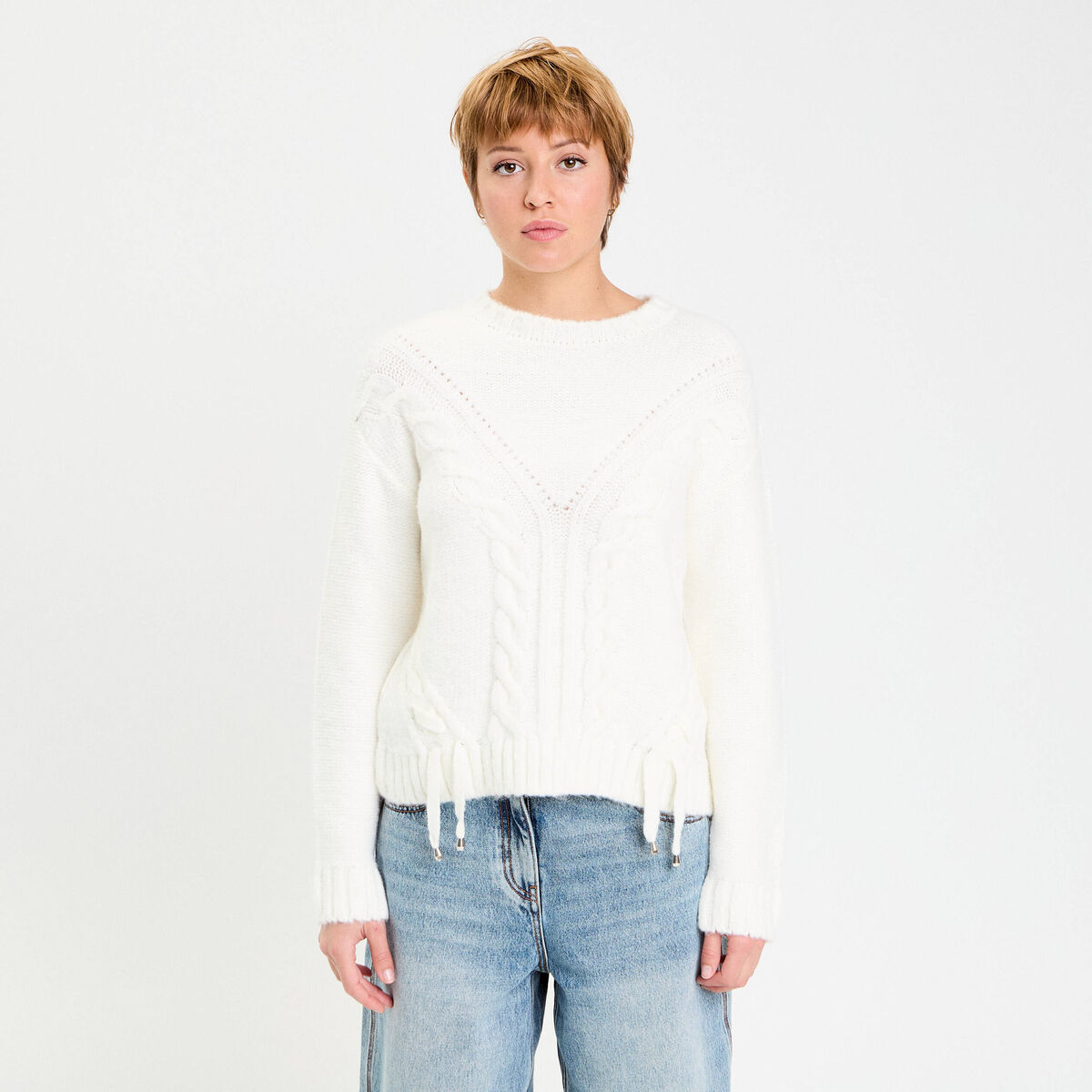 Pull &agrave; torsades ecru femme