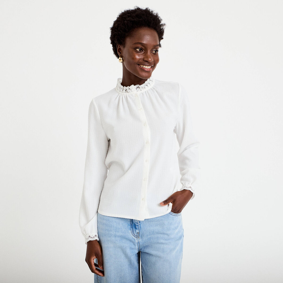 Chemise droite col montant dentelle ecru femme