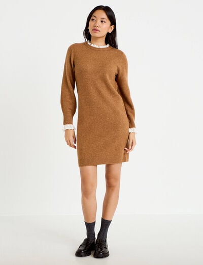 Robe pull ajust&eacute;e col rond dentelle camel femme