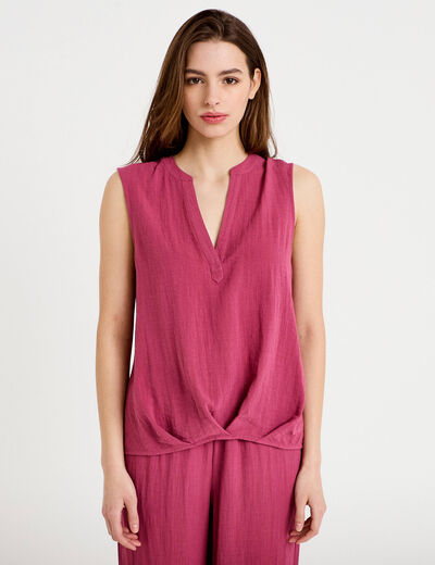 Blouse sans manches col tunisien pliss&eacute; prune femme