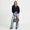 Blouse avec broderie bleu fonc&eacute; femme