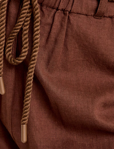 Short regular contenant du lin marron femme