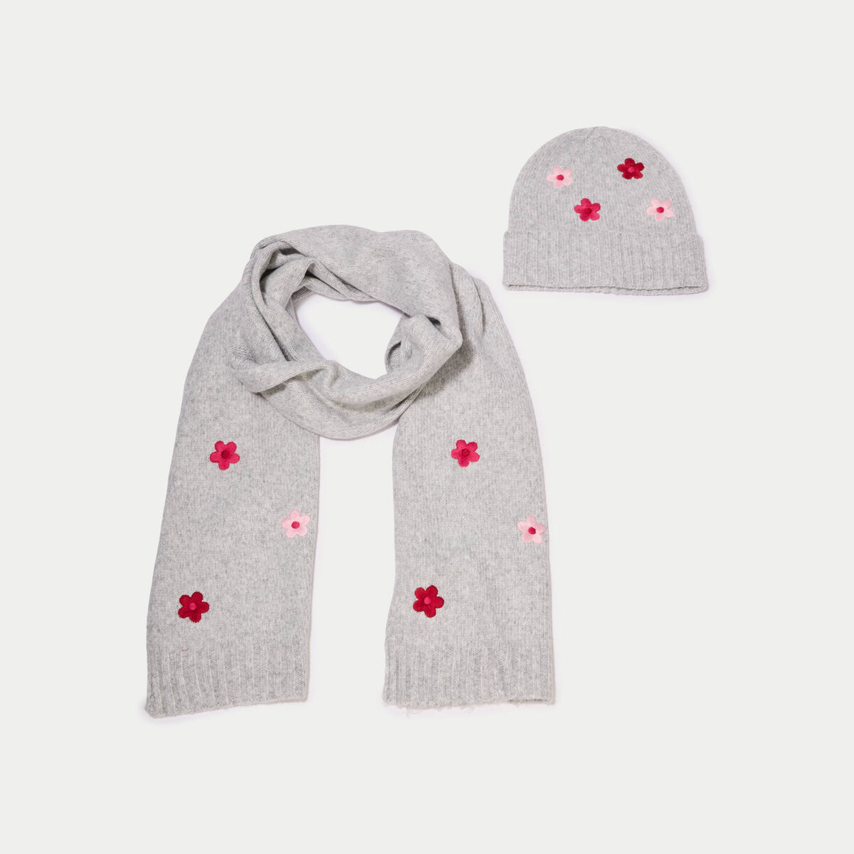 Lot &eacute;charpe bonnet avec broderie gris fonc&eacute; femme