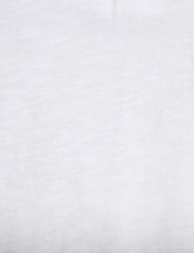 T-shirt boutonn&eacute; sur le devant blanc femme