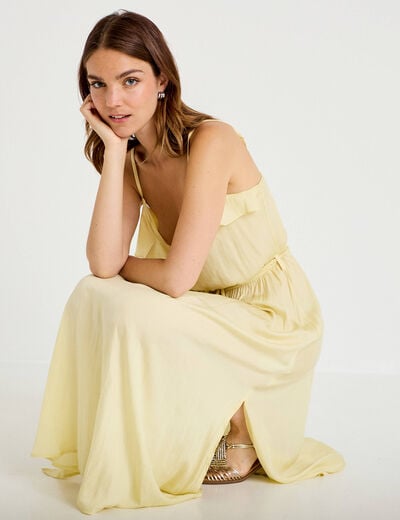 Robe longue &eacute;vas&eacute;e col v bretelles jaune clair femme
