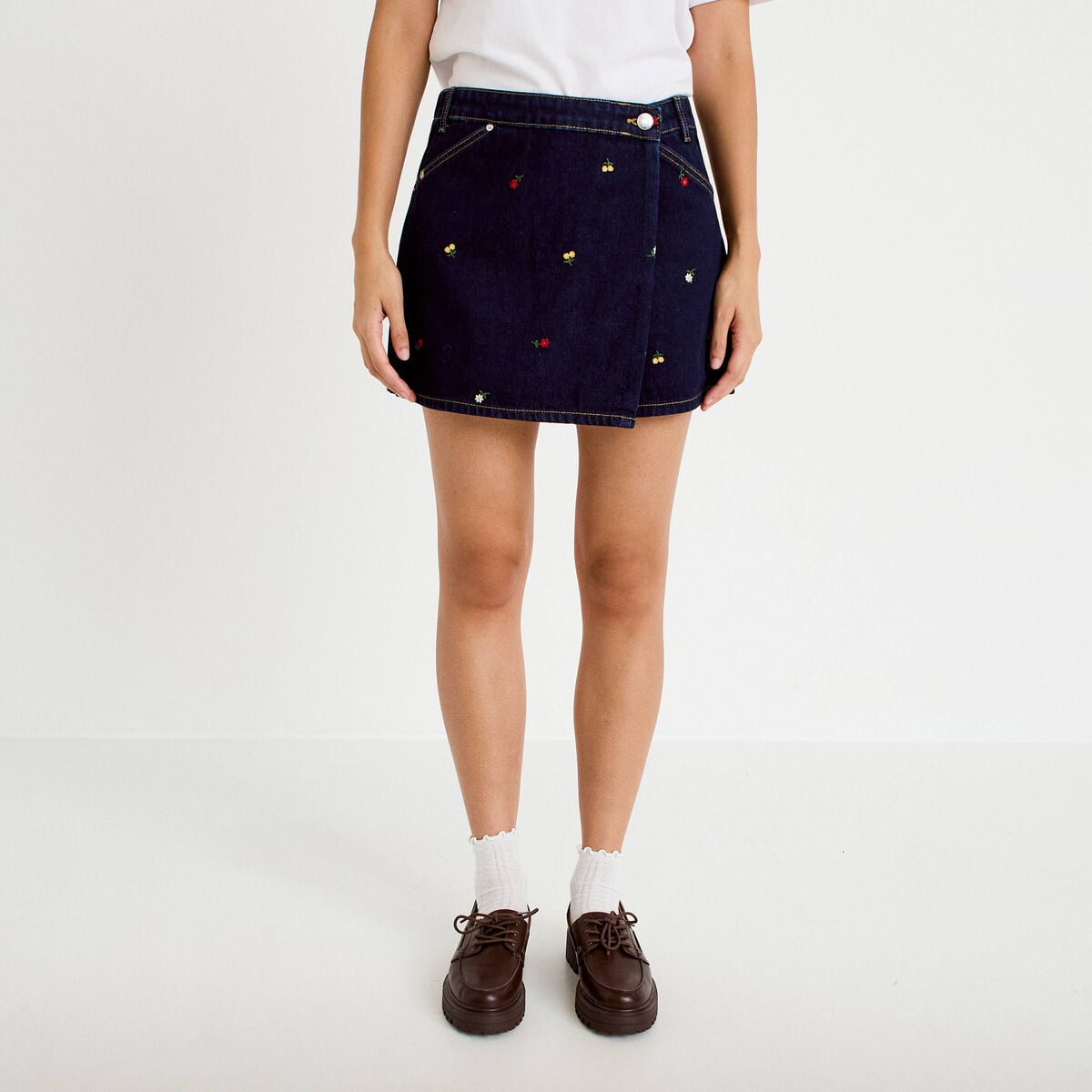 Jupe-short trap&egrave;ze en jean bleu marine femme