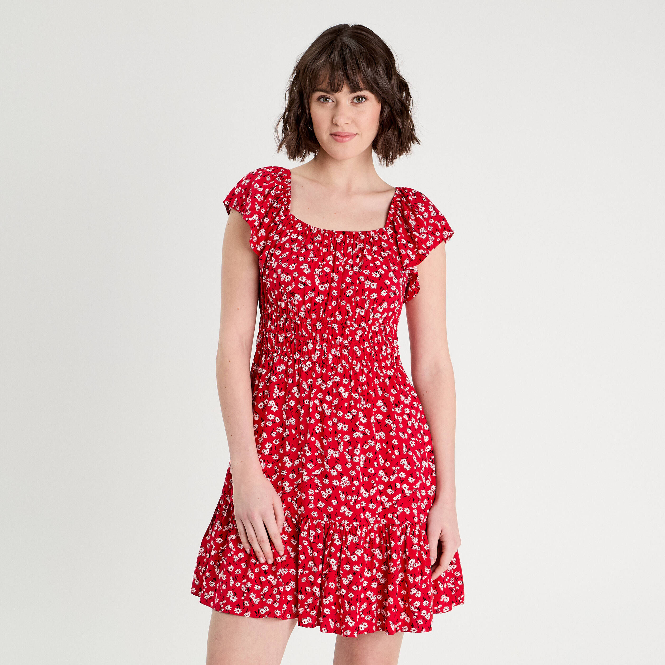 Robe Dentelle Rouge évasée Manches Courtes Taille 40 - Occasion Très Bon état, Style Maxi, Générique