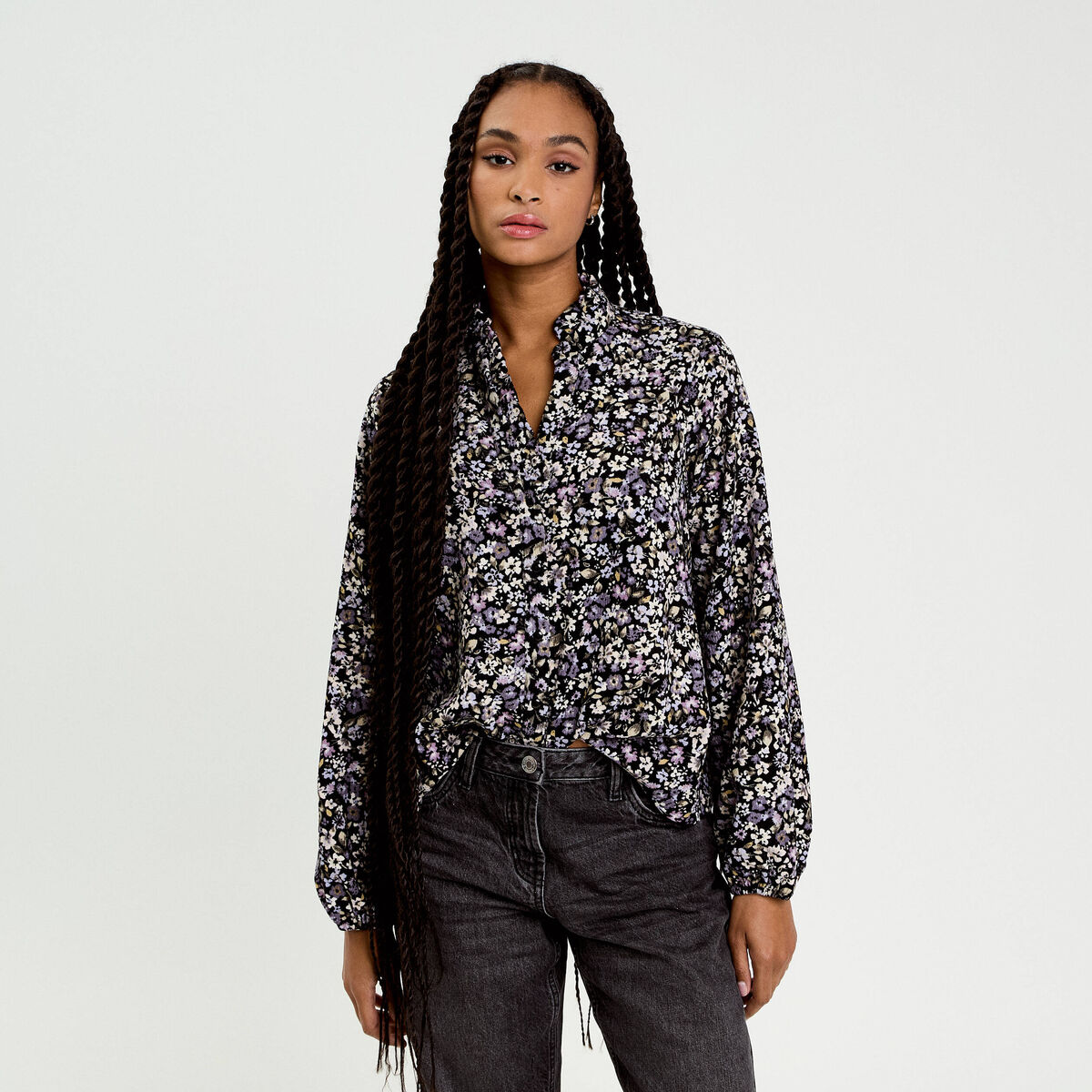 Blouse droite courte manches longues noir femme