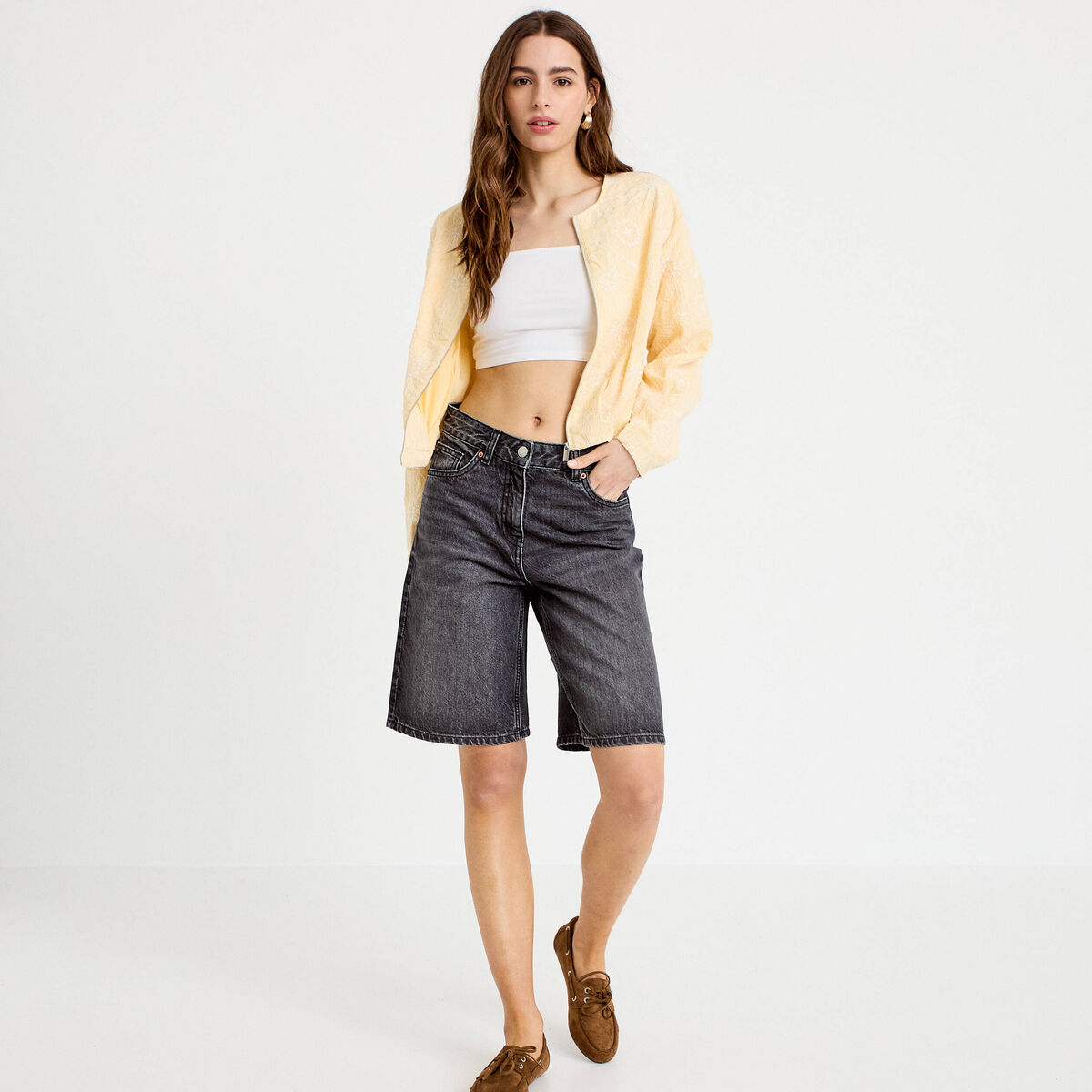Veste cropped bas resserr&eacute; jaune clair femme