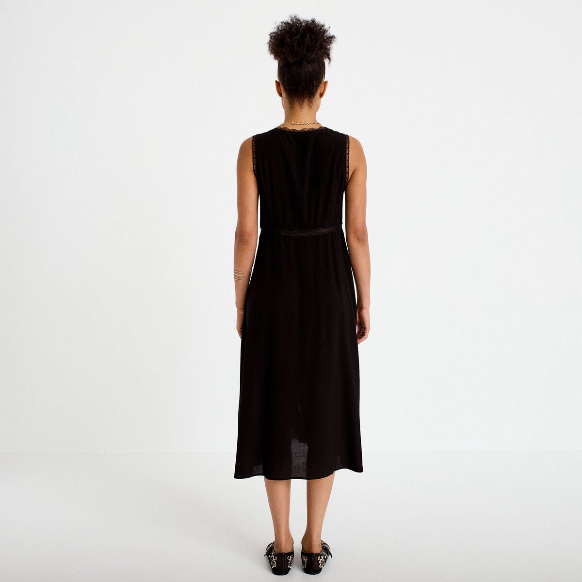 Robe longue droite sans manches col v noir femme