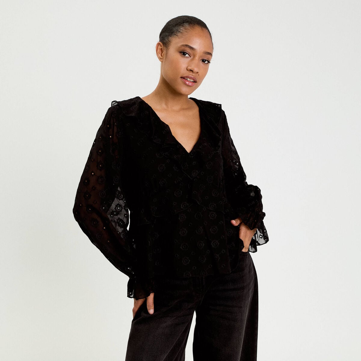 Blouse droite courte manches longues noir femme