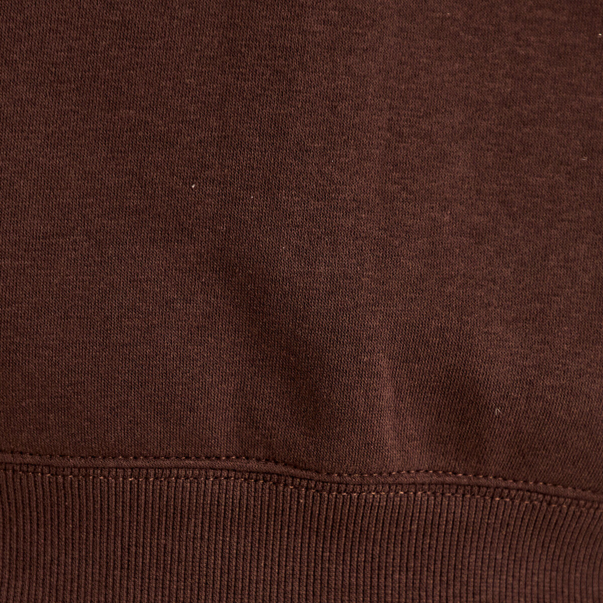 Sweat droit col rond d&eacute;tail dentelle marron fonc&eacute; femme