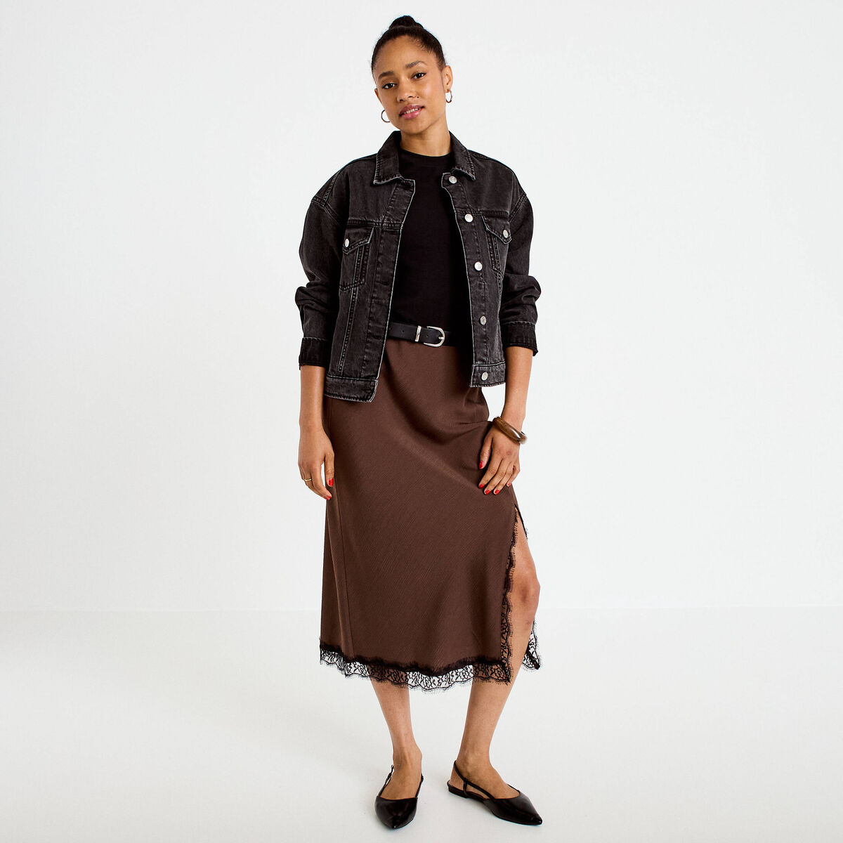 Top ajust&eacute; col rond manches courtes noir femme