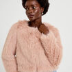 Veste droite fausse fourrure col rond rose poudr&eacute;e femme