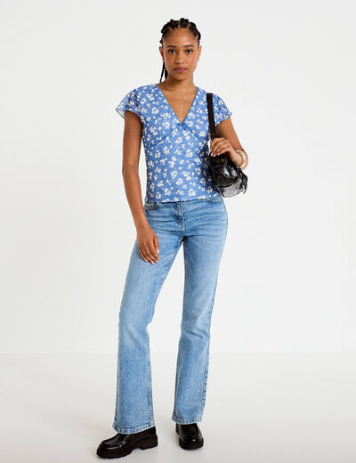 T-shirt ajust&eacute; court d&eacute;collet&eacute; dentelle bleu femme