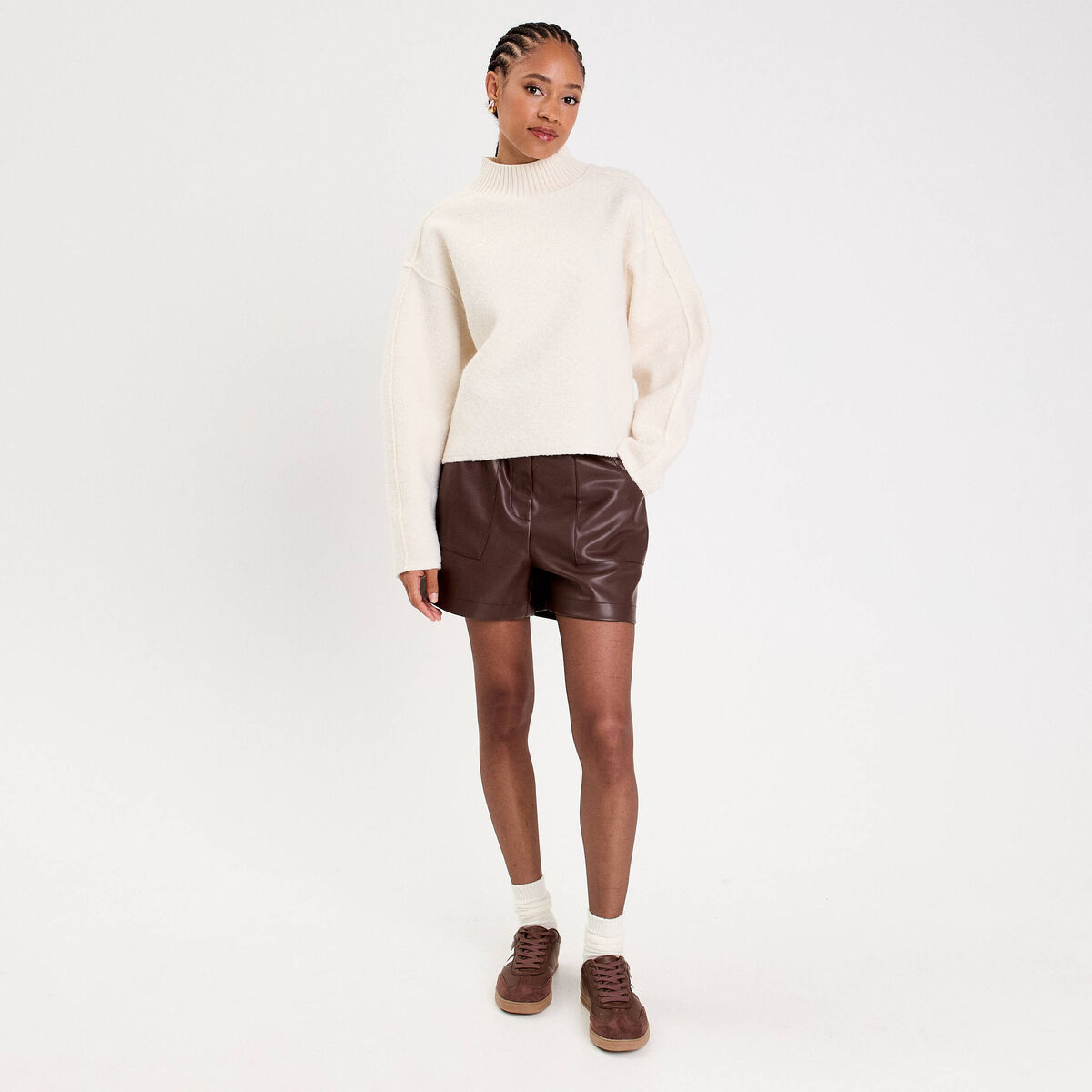 Short regular taille haute similicuir marron fonc&eacute; femme
