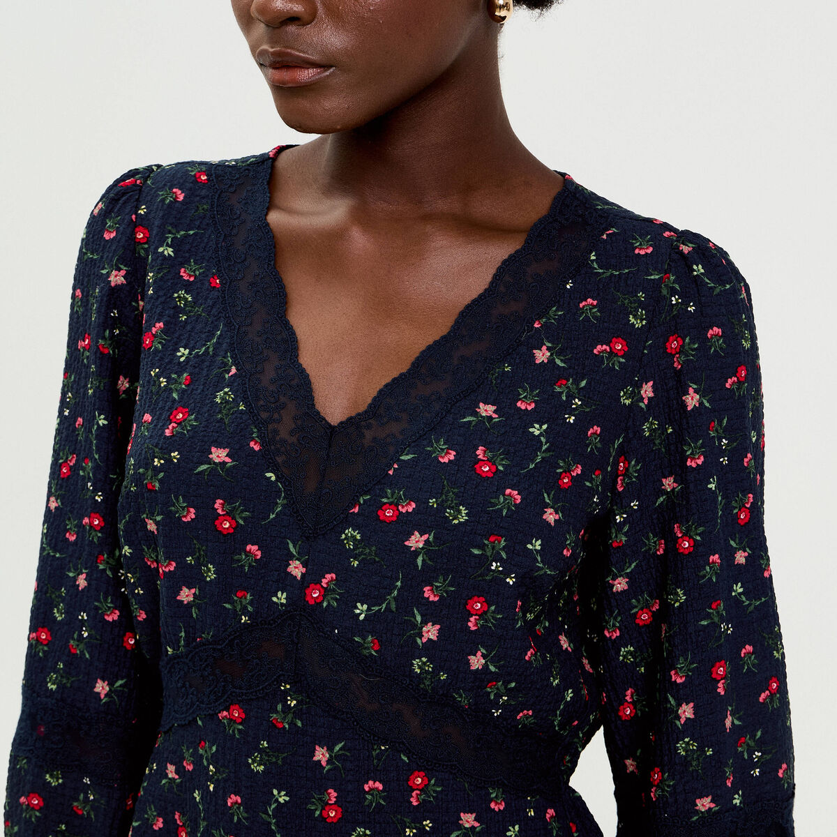 Robe &eacute;vas&eacute;e col v manches longues bleu marine femme