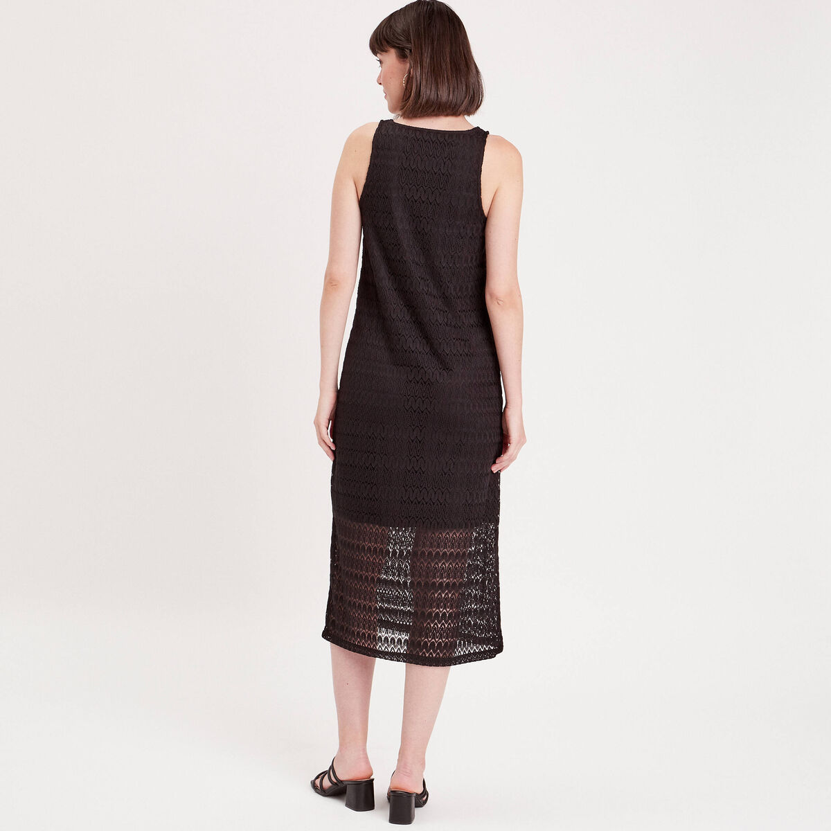 Robe longue droite ajour&eacute;e noir femme