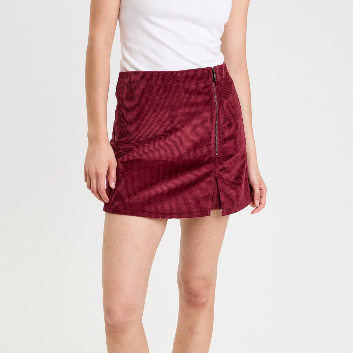 Jupe-short en velours bordeaux femme