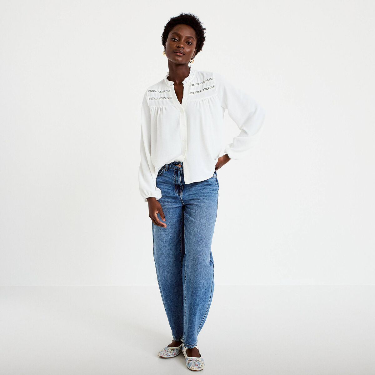 Blouse droite col mao manches longues ecru femme