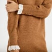 Robe pull ajust&eacute;e col rond dentelle camel femme