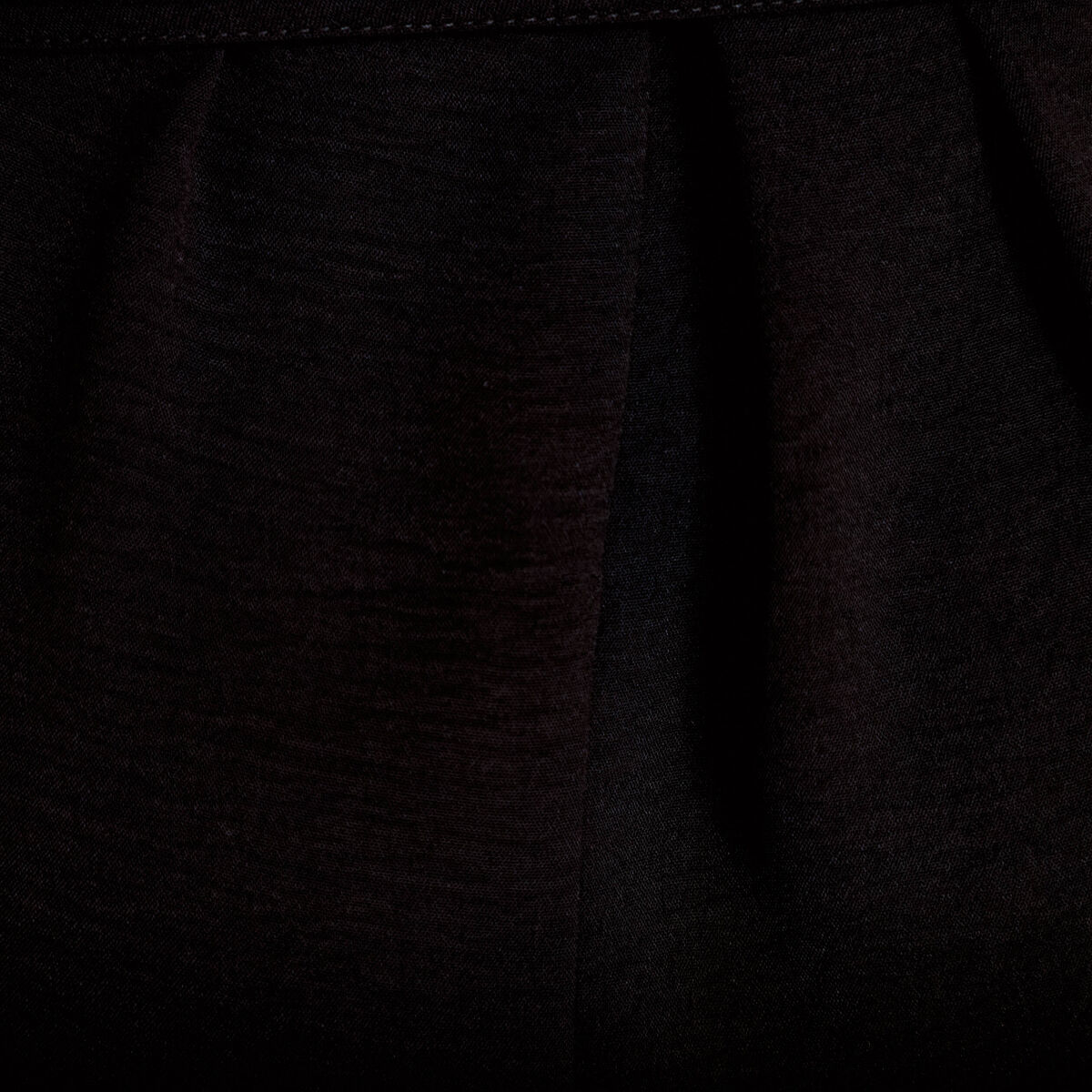 Robe longue &eacute;vas&eacute;e &agrave; fines bretelles noir femme