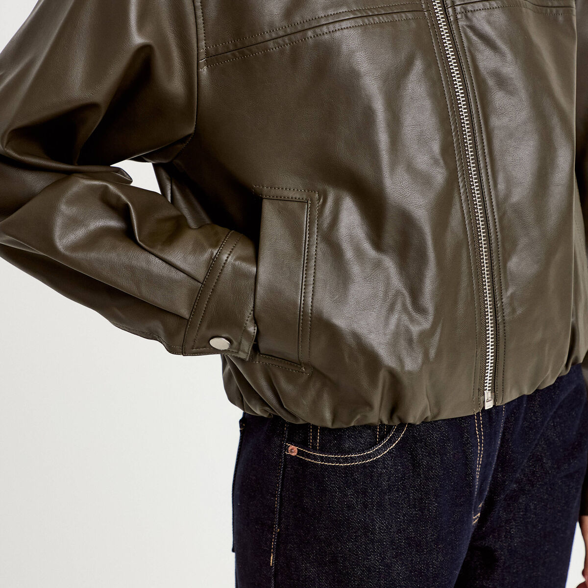 Veste effet boule manches longues vert kaki femme