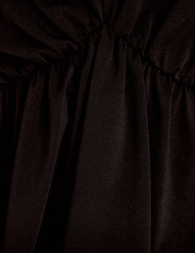 Blouse col claudine bas resserr&eacute; noir femme