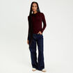 Pull &agrave; capuche rouge fonc&eacute; femme