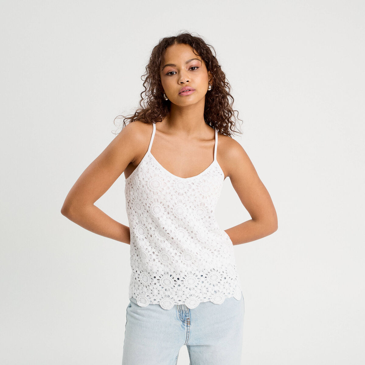D&eacute;bardeur effet crochet blanc femme