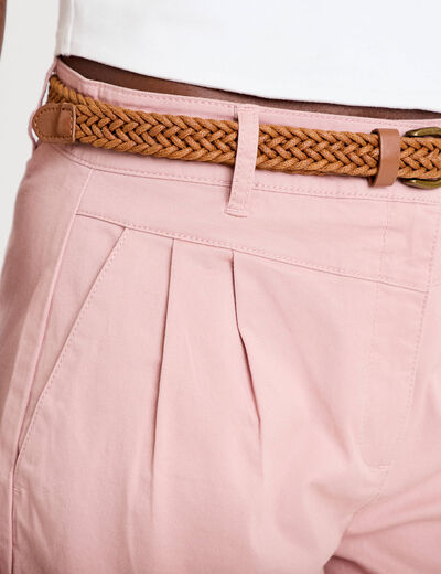 Short chino ceintur&eacute; rose pastel femme