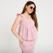 Top broderie col carr&eacute; fines bretelles rose clair femme