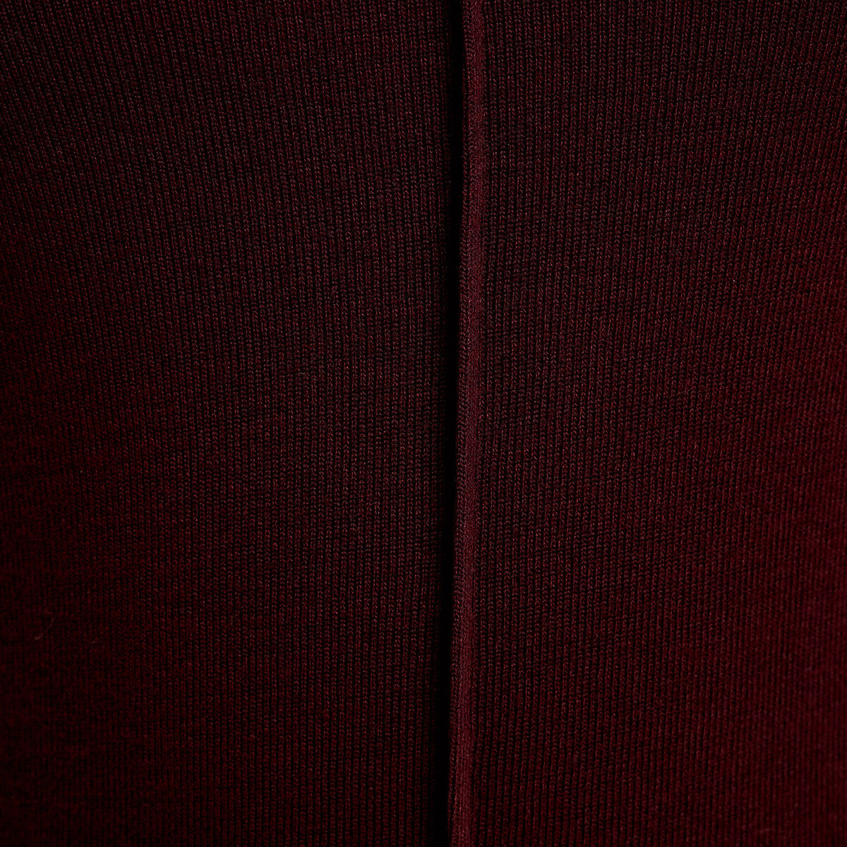 Pull &agrave; capuche rouge fonc&eacute; femme