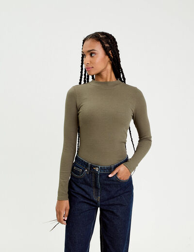 Top ajust&eacute; c&ocirc;tel&eacute; col montant vert kaki femme
