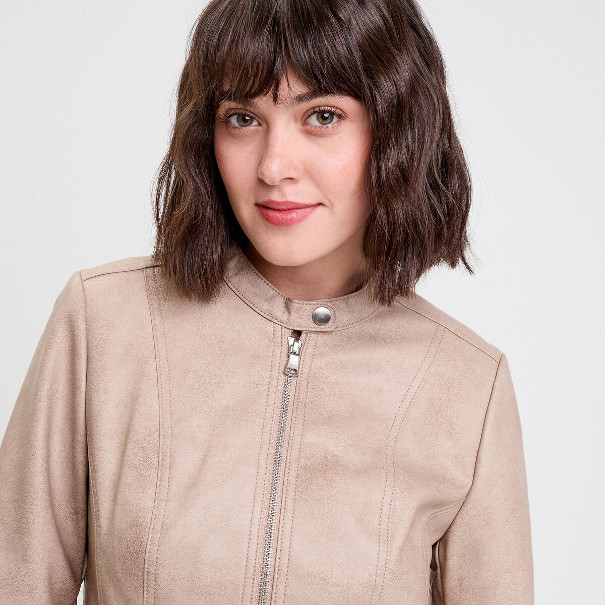 Veste droite zipp&eacute;e sable femme